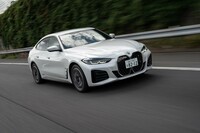 「eDrive40 Mスポーツ」のリアアクスルに積まれる駆動用モーターは最高出力340PSを発生。0-100km/h加速のタイムは5.7秒。