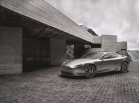 アストン、『007』の新作を祝う特別なDB9を発表