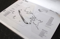 「ルノー4 GTL」のバンパー用構成部品を示した図。