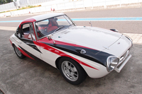 「トヨタ・スポーツ800」のレーシングカーが復活の画像