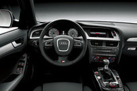 新型「アウディS4」は新技術が盛りだくさん【パリサロン08】の画像