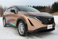 「セントラルECUによるモーション制御」は、FWD仕様の「日産アリア」の試作車で体験。ブレーキはボッシュの「デカップルドパワーブレーキ」に変更されていた。