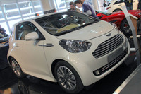 デビュー年である2011年に撮影したカット。モンテカルロのエクスクルーシブブランドショーであるトップマーク・モナコでも、「シグネット」は大きな注目を集めていた。