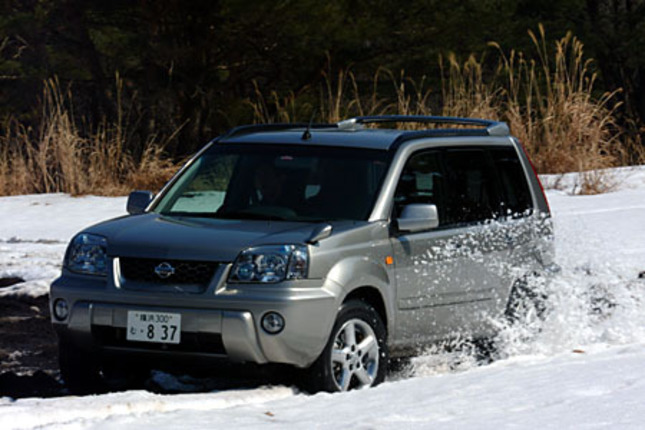 【スペック】 全長×全幅×全高=4510×1765×1750mm/ホイールベース=2625mm/車重=1520kg/駆動方式=4WD/2リッターDOHC16バルブターボ・インタークーラー付き(280ps/6400rpm、31.5kgm/3200rpm)/車両本体価格=282.5万円(テスト車=316.6万円/キセノンヘッドランプ+ナビゲーションシステム+前席ダブルエアバッグ+リア3点シートベルト+ISO-FIX対応チャイルドシート用アンカー)