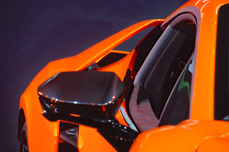 ランボルギーニ・レヴエルト(バッドレス)