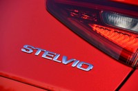 「ステルヴィオ」の車名は、イタリア北部(スイスとの国境付近)にあるステルヴィオ峠に由来する。