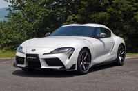 2019年5月にデビューした新型「トヨタ・スープラ」。パワーユニットをはじめとする多くの主要メカニズムを、BMWのオープン2シーター「Z4」と共有する。国内での価格帯は490万~690万円。