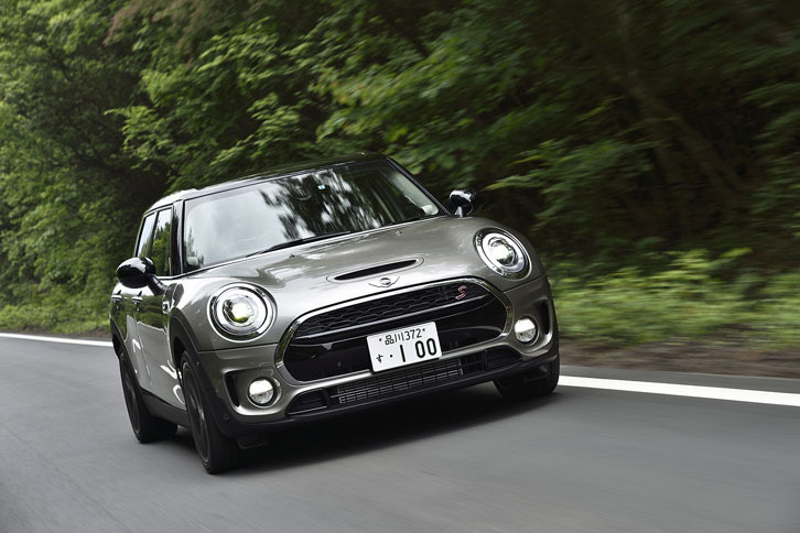 今回のラインナップ強化で「MINIクラブマン」にもディーゼル搭載車が加わった。ただしこちらは「クーパーD」、「クーパーSD」(写真)とも2リッター直4となる。