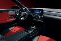 フロントデザインを刷新した「メルセデスAMG CLA45 S 4MATIC+」発売の画像