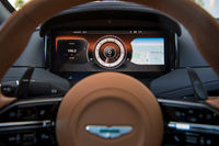 ドライバーインフォメーションディスプレイには10.25インチのTFT液晶を採用。奇抜な機能などは備わっていないが、運転中、目ざわりに感じない控えめさが好印象だった。