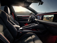 BEV版「ポルシェ・マカン」に高性能グレード「GTS」登場の画像