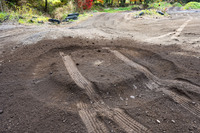 「G-TURN」実施後の様子。内輪の作動を抑えて回転半径を小さくする「G-STEERING」もあわせて公道では使ってはいけない機能なのでご注意を。