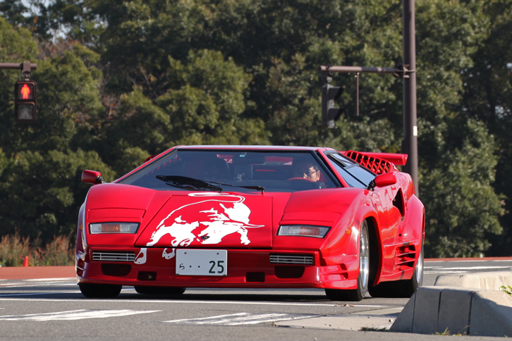 「ランボルギーニ・カウンタック25thアニバーサリー」。ランボの参加は、筆者が確認した限りではこれ1台きりだった。