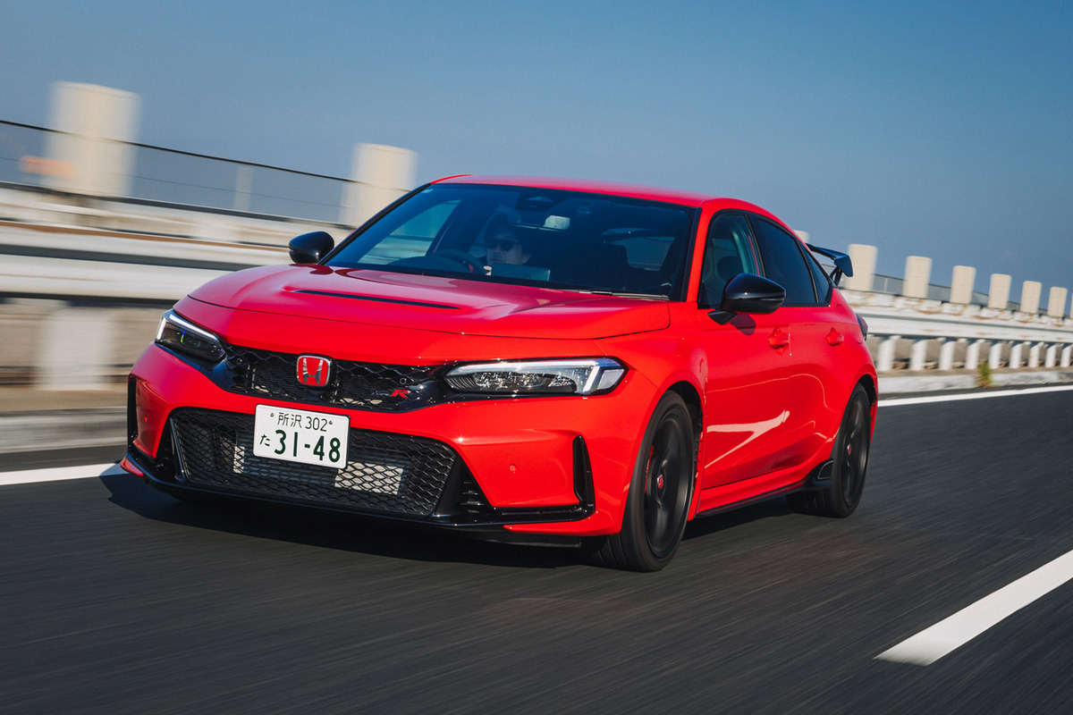 ホンダ・シビック タイプRレーシングブラックパッケージ（FF/6MT