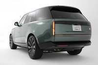 レンジローバーに日本専用の限定モデル「SVビスポーク バルモラルエディション」が登場の画像