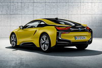 限定4台、「BMW i8」にマットイエローの特別仕様車の画像