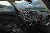 「MINIクロスオーバー バッキンガム」のインテリア。