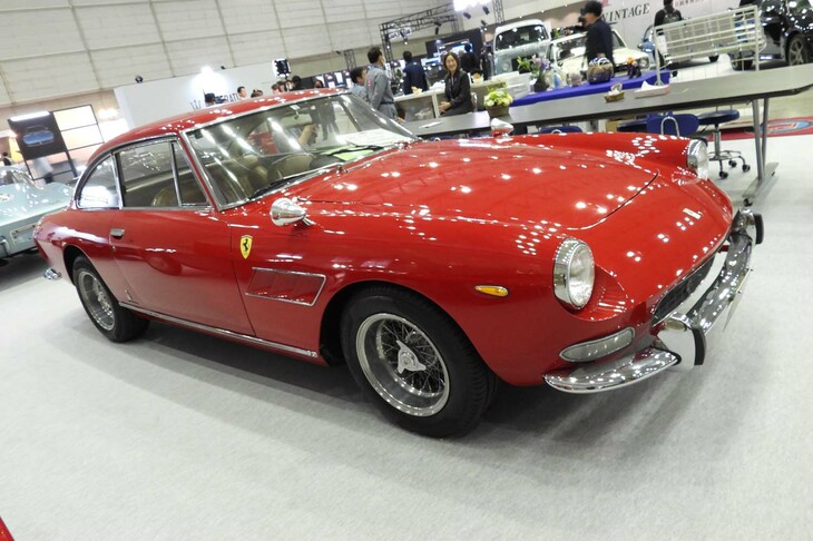 フェラーリ330GT(1967年)/Walter Wolf Racing