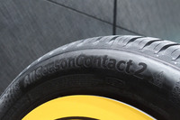 「オールシーズンコンタクト2」には、コンチネンタルを代表する夏タイヤと冬タイヤ向けに開発した5種類のコンパウンドを独自のレシピで配合した、オールシーズンタイヤ専用品が採用される。