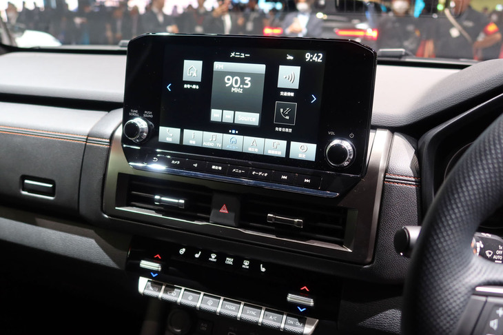 三菱トライトン