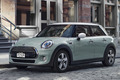 レトロモダンな限定車 「MINIアイスブルー」登場