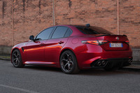 ジュリア クアドリフォリオ コレッツィオーネ