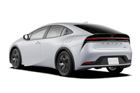 オススメは実質的なエントリーグレードの「U」。価格的にも手を出しやすく、それでいて予防安全・運転支援システムは一通り完備。サブスクリプションサービスの「KINTO」専用車だが、早めの納期が期待できるのもいい。