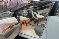 これがおすすめ! トヨタ・カローラ コンセプト:次期型「カローラ」はスポーツカーになる!?【ジャパンモビリティショー2025】の画像