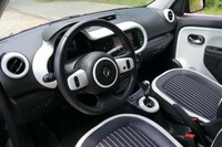 EVでありながら、寝かせすぎないAピラーなど、内燃機関版の良心的なパッケージングがそのままなのもうれしい。