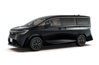 車体色が「ミッドナイトブラック」のモデル。