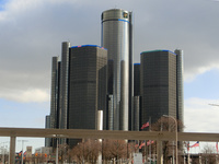 デトロイトの象徴、ゼネラルモーターズの本社が入るルネッサンスセンター。