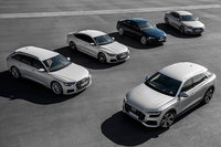 アウディの上級車種群。右手前がSUVの「Q8」。奥に並ぶのが、左から「A6アバント」「A7スポーツバック」「A6」「A8」。