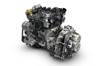 上級グレードに搭載される、1.3リッターターボエンジンと7段DCTのパワートレイン。