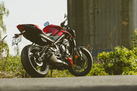 もともと定評のあった従来型から、さらに長足の進化を遂げていた「ストリートトリプル765」。排気量を問わず、今日におけるスポーツバイクのなかでは最良のモデルとしてお薦めできる一台だった。