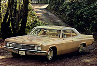 1966年「シボレー・ビスケイン2ドアセダン」。フルサイズシボレーには下位からビスケインと「ベルエア」、そして「インパラ」の基本3シリーズが存在した。ビスケインはいわばスタンダード仕様だが、ボディーは上位シリーズと基本的に同じで全長は5.4mに達する。