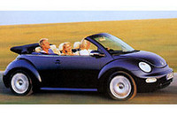 【写真上】「トゥアレグ」
	【写真下】「ニュービートルカブリオレ」