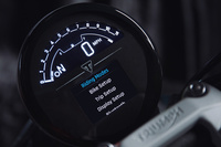 トライアンフが「トライデント660」を発表 排気量660ccの新型ロードスポーツモデルの画像