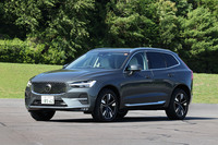 ボルボXC60ウルトラB5 AWD