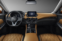 インテリアはブラック、ライトグレー、特別色のタンの3色を用意。シートにはダイヤモンドカットのキルト柄があしらわれている。