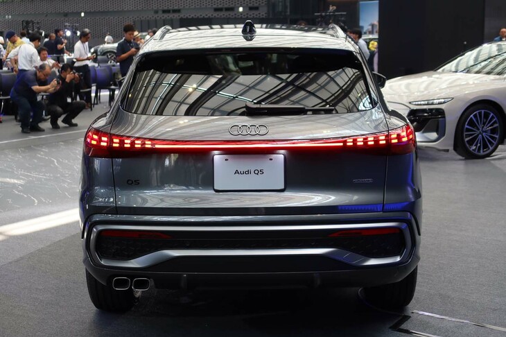 アウディQ5 TDIクワトロ150kWアドバンスト