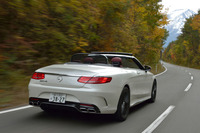 今回の試乗では、高速道路を主体に約330kmを走行。燃費は、満タン法で6.8km/リッター、車載の燃費計で6.7km/リッターを記録した。