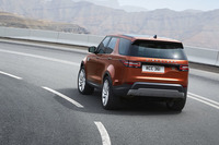 新型「ランドローバー・ディスカバリー」の受注がスタートの画像