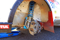 サスペンションは当然ながら、前後ともにクスコレーシングの特注仕様。助手席インプレとしては、悪路で柔軟にタイヤを動かすしなやかさと、四肢をガっと大地に押し付けて路面を離すまいとするたくましさが両存している印象だった。