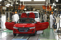 第307回:世界に誇るミドシップ車の専門工場!?八千代工業で「ホンダS660」が生まれる瞬間に立ち会う