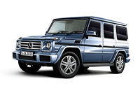 こちらは「パールブルー」の「G350d」。