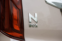 新型のコンセプトは「日本の家族のしあわせのために」。ファミリーカーの新たなスタンダードとなることを目指して開発された。