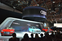 アウディのプレスカンファレンスの様子。