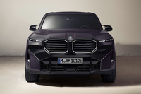 「BMW XM」にKithとのコラボレーションモデルが登場の画像