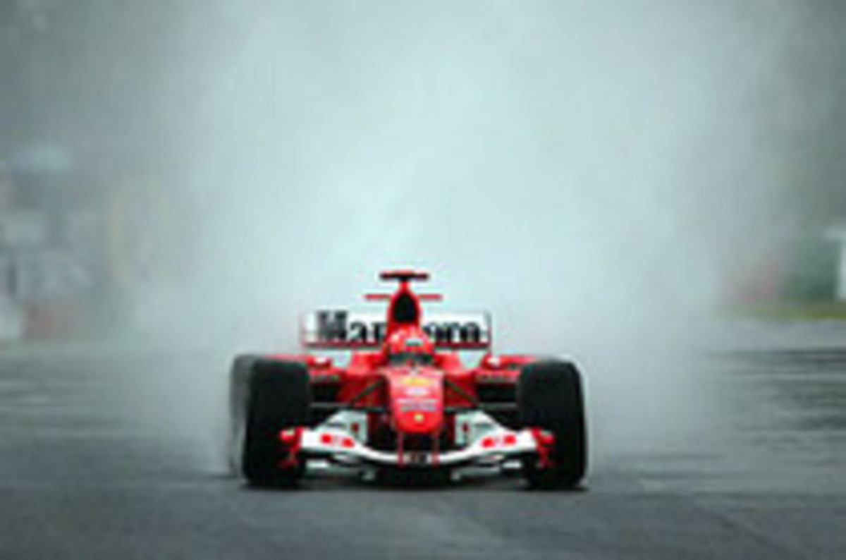 F1日本GPは雨で開幕、台風直撃で予選キャンセルか？【F1 04