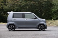 ボディーサイズは全長×全幅×全高=3395×1475×1705mm。先代モデルよりも50mm背が高くなっている。